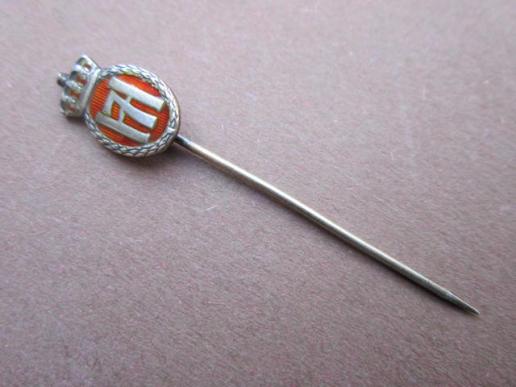 A nice and litte probably Norwegian made King Haakon 7 patriot pin