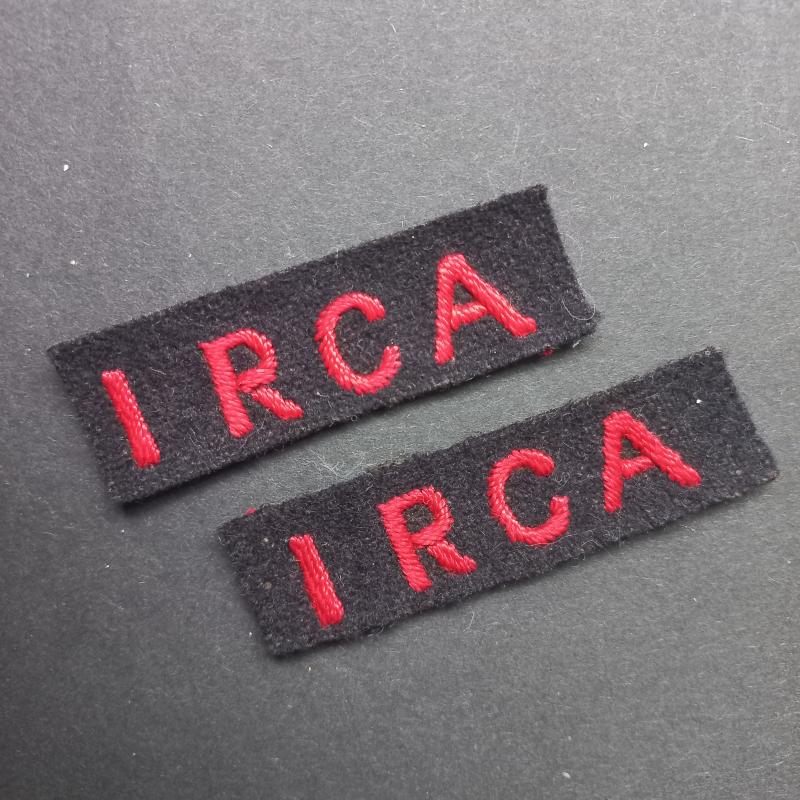 A superb (full matching set) early British made 1 RCA - Royal Canadian Artillery - shoulder titles
