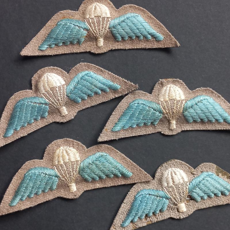 A attractive - and naturally single - so called early post war (late '40 early '50) parachute qualification wing
