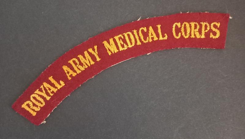 A attractive (not so often seen) serif-type lettering Royal Army Medical Corps shoulder title