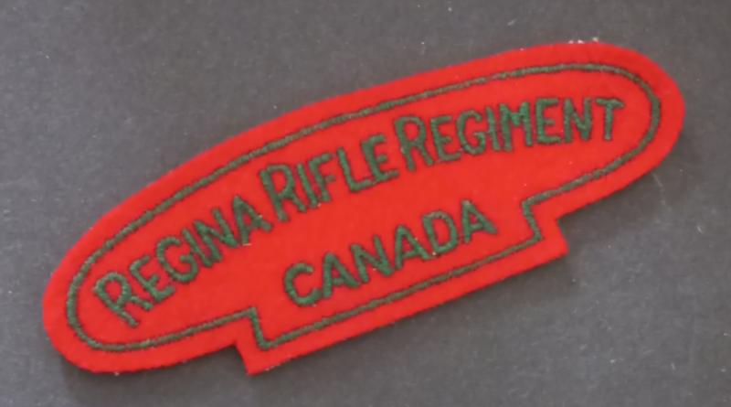 A attractive - albeit regrettably single - British made Canadian Regina Rifles shoulder title