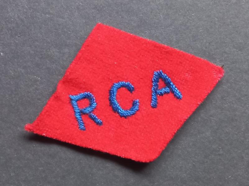 A perfect - typical British made - RCA (Royal Canadian Artillery) 1 Candian Corps shoulder patch
