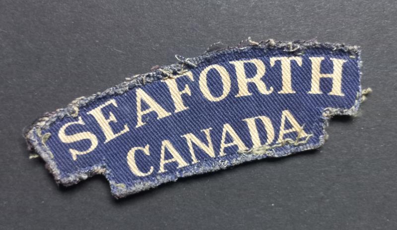 A very attractive - British made Calico printers - Canadian Seaforth Highlanders printed shoulder title