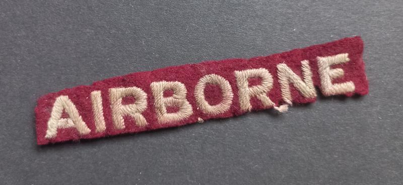A attractive (unfortunatly cutt down) Airborne - arms of service strip -