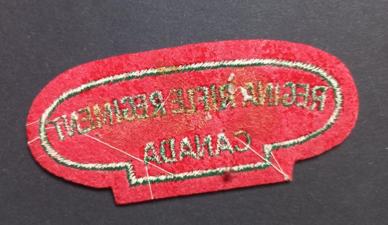 A attractive - albeit regrettably single - British made Canadian Regina Rifles shoulder title