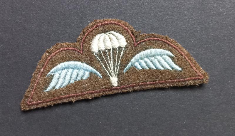 A nice and not seen before type Belgium - early post war - so called A brevet parachute qualification wing